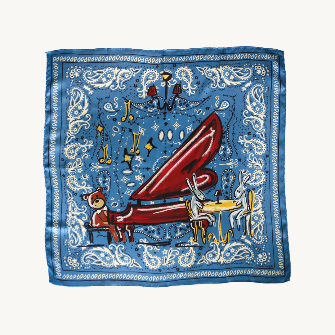 Bear at Bemelmans Scarf